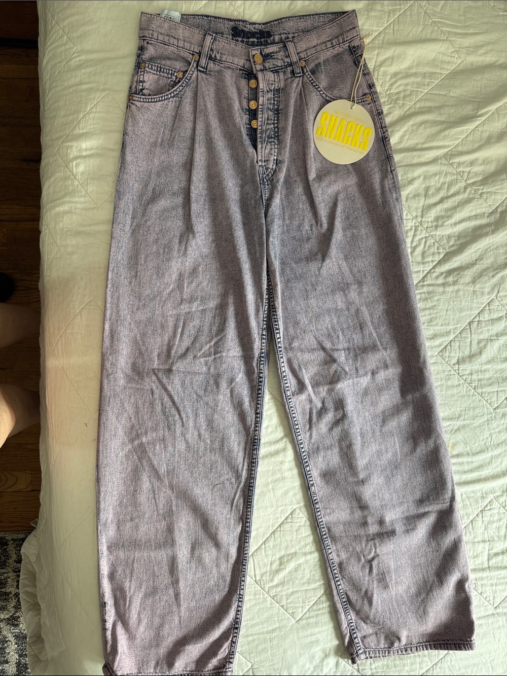 MOTHER Women's Washed Light silver/pink Flare Jeans